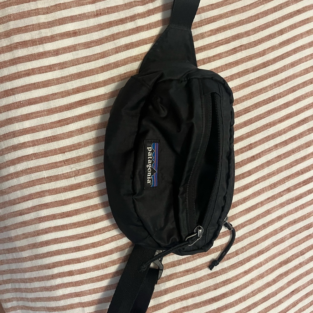 Aragon is ultralight Fanny pack
